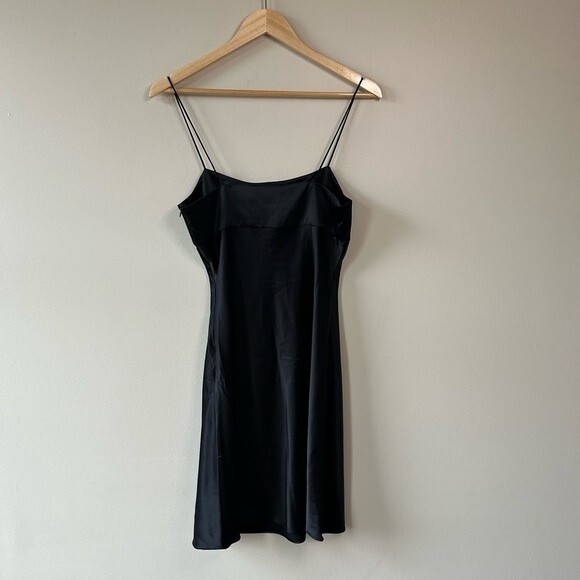 Aqua Sleek Classic Black Satin Mini Dress Size Small - Picture 8 of 9